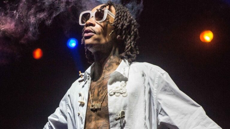 Wiz Khalifa ne montre aucune pitié à son fils sur le terrain de basket