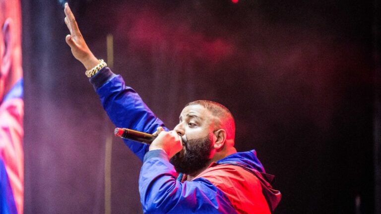DJ Khaled taquine une annonce majeure avec We The Best Press Conference