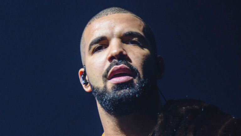 Drake gagne plus d&rsquo;un million de dollars malgré la perte de la plupart de ses paris sur le Super Bowl