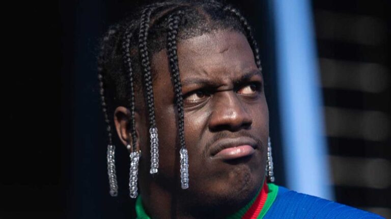 Lil Yachty appelle Pitchfork &lsquo;Washed Up&rsquo; pour son examen &lsquo;Commençons ici&rsquo;