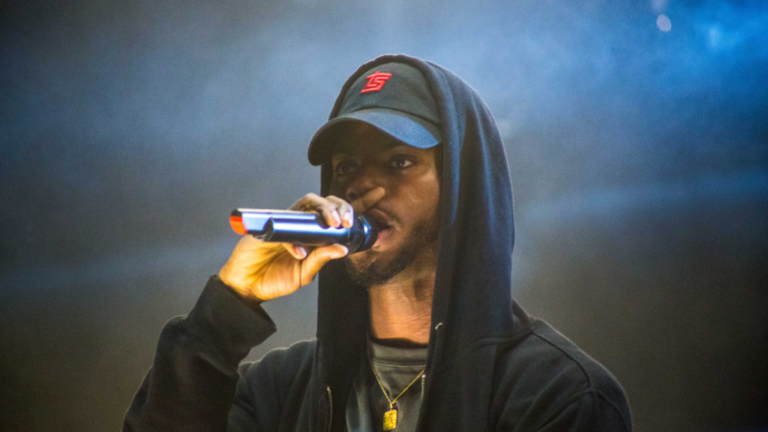 Bryson Tiller annonce sa première tournée en six ans : « We Back !