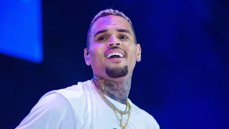 Chris Brown interrogé par la police britannique pour son implication présumée dans une bagarre en club