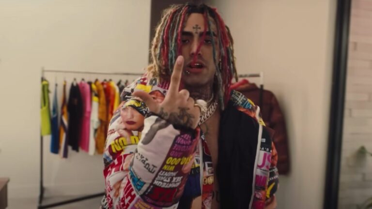 Lil Pump écrase Ferrari pour promouvoir l&rsquo;album &lsquo;Lil Pump 2&rsquo;