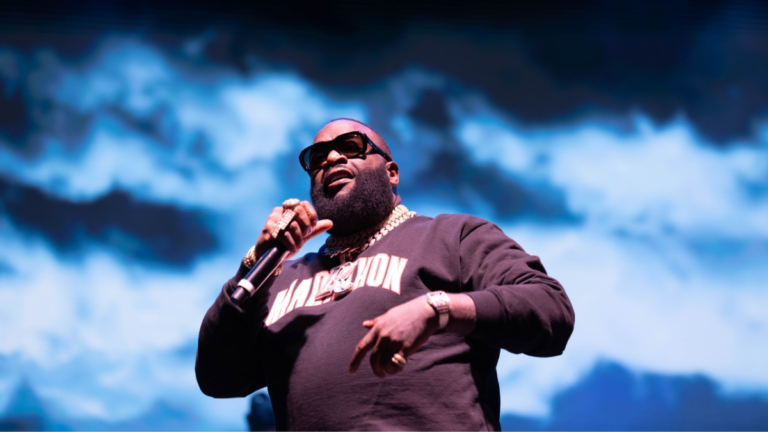 Rick Ross répond au boeuf des voisins sur ses buffles