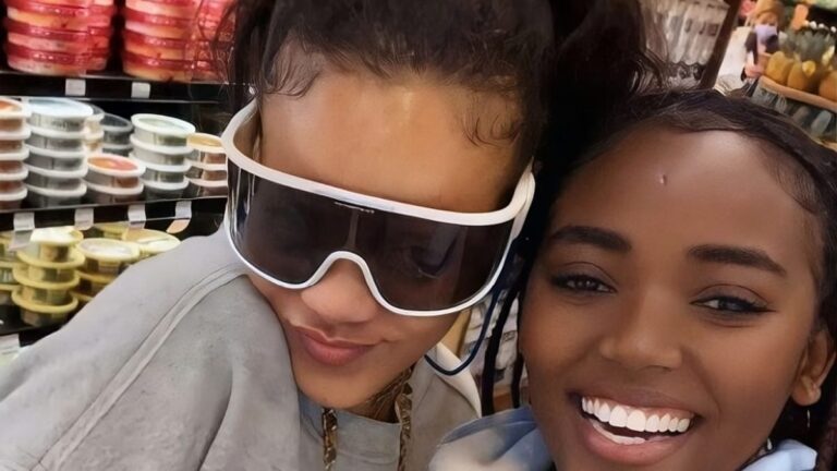 Rihanna fait la fête des fans en s&rsquo;arrêtant pour une « conversation authentique » dans un supermarché