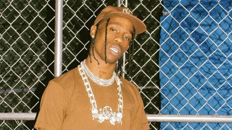 Travis Scott fait face à une action en justice pour avoir jeté le téléphone d&rsquo;un fan avant une agression présumée dans une boîte de nuit
