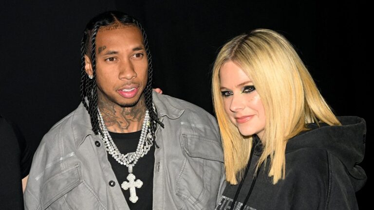 Tyga et Avril Lavigne confirment les rumeurs de rencontres avec French Kiss