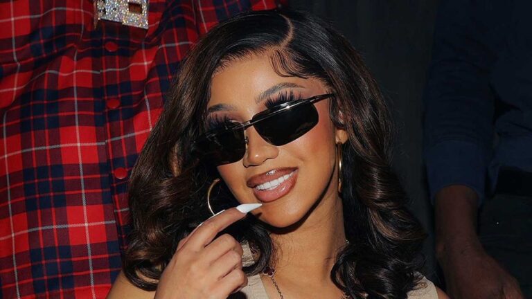 Cardi B choisit la violence plutôt que la vidéo virale d&rsquo;une fille du Texas victime d&rsquo;intimidation par des « Mean Girls »