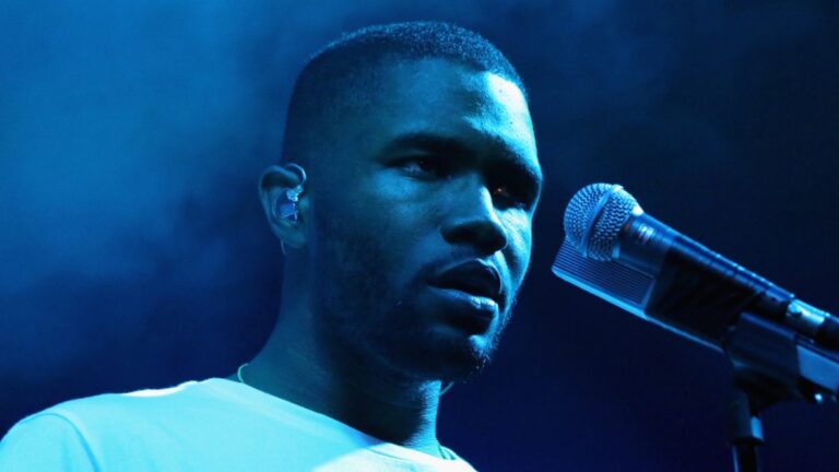 Frank Ocean se retire du week-end 2 de Coachella après le premier set « chaotique »
