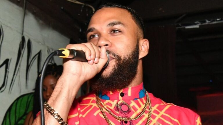 Jidenna annonce un nouvel album « ME YOU & GOD » et sort le single Vibe-Tastic « Front End »