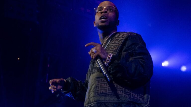 La requête de Tory Lanez pour un nouveau procès rejetée par les procureurs : « Elle manque de substance »