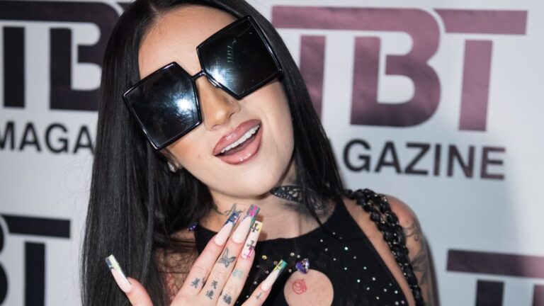 Le dernier tatouage de Bhad Bhabie est brutalement grillé par Internet