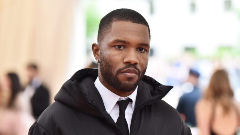 Les défauts de Coachella de Frank Ocean attribués à une blessure «grave» à vélo
