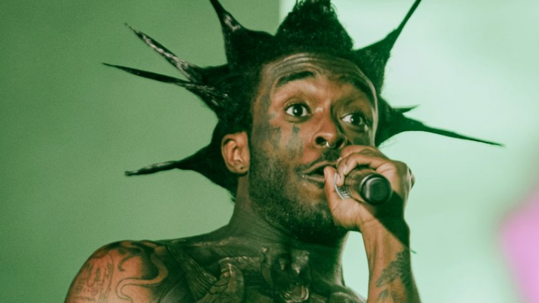 Les nouveaux tatouages ​​​​sur le front et la langue de Lil Uzi Vert alimentent la controverse « sataniste »