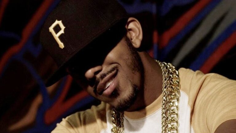 Marques Houston affirme que ses commentaires sur les mères célibataires ont été « pris hors contexte »