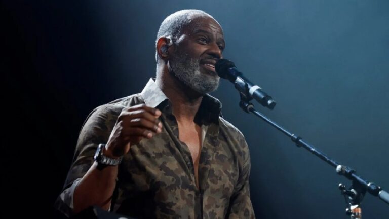 Brian McKnight conteste les demandes d&rsquo;abandon: « Notre éloignement était mutuel »