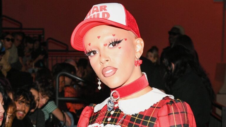 Doja Cat a peut-être ruiné ses chances d&rsquo;obtenir une autre invitation au gala du Met