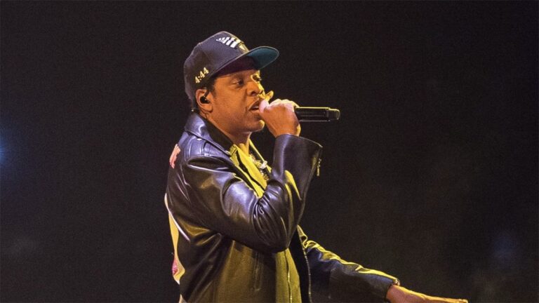 JAY-Z veut que New York soit de son côté alors qu&rsquo;il fait une offre pour le casino Times Square
