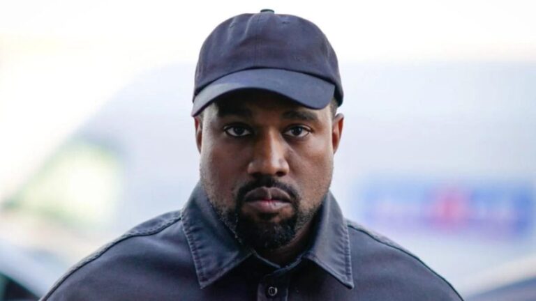 Kanye West poursuivi pour 2 millions de dollars par Gap pour rupture présumée de contrat