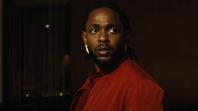 Kendrick Lamar devient effrayant avec Chanel Met Gala Photoshoot Pose