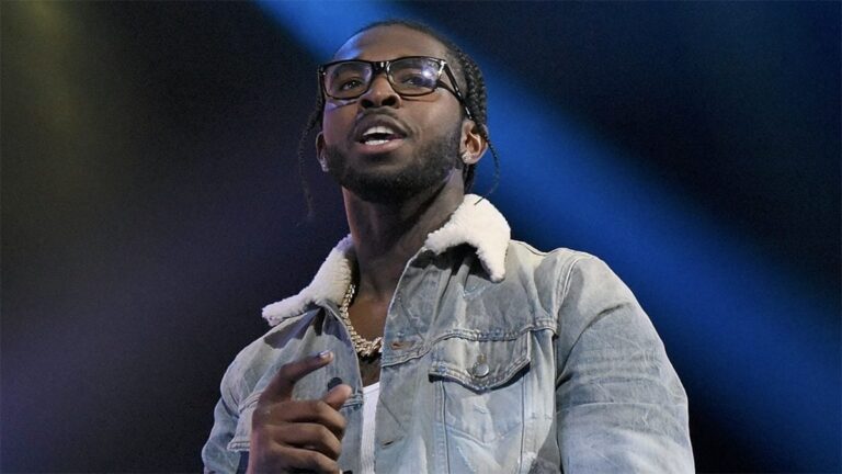Le producteur de Pop Smoke déclare que le défunt rappeur n&rsquo;approuverait pas « 99 % » de la musique posthume
