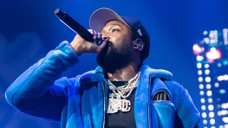 Meek Mill a un moment « WTF » alors que le rap AI de son père décédé fait surface