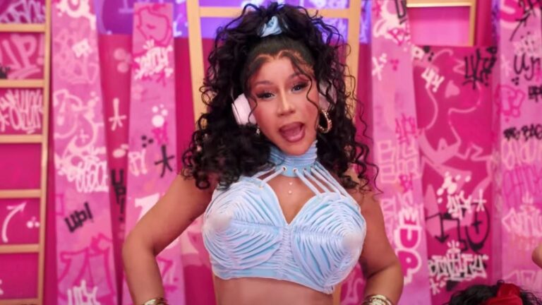 Cardi B s&rsquo;en va sur les trolls Internet &lsquo;P-ssy&rsquo;: &lsquo;Je veux vraiment exposer ces salopes&rsquo;