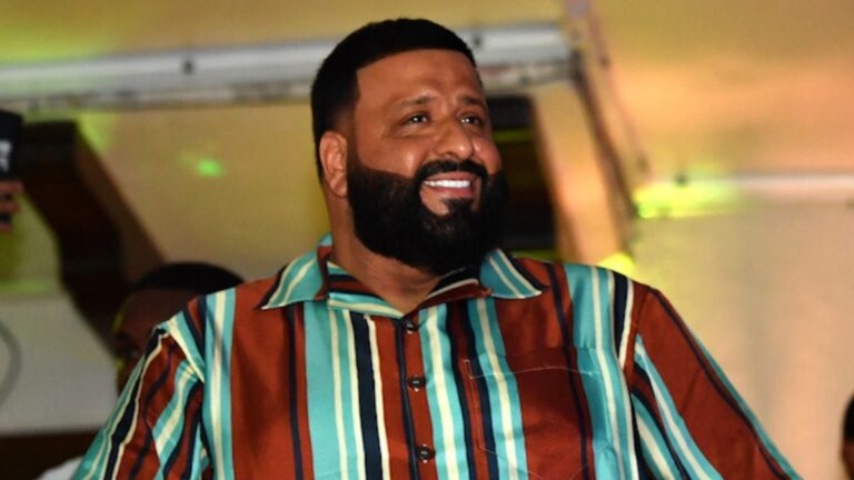 DJ Khaled rend visite à un médecin après qu&rsquo;une erreur de surf virale l&rsquo;ait laissé dans une douleur « de haut niveau »