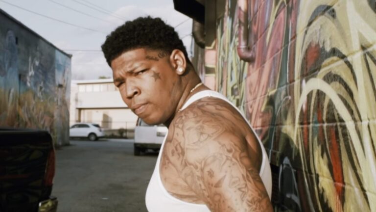 Le rappeur de San Antonio Glizzy tué dans un meurtre de salon de coiffure de style exécution