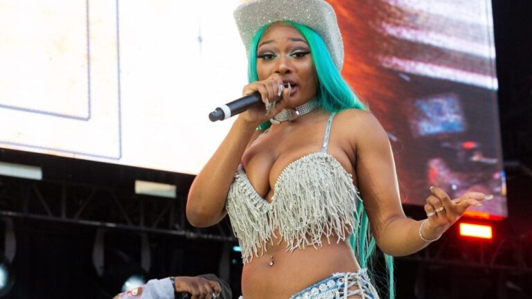 Megan Thee Stallion demande à l&rsquo;ex-meilleure amie Kelsey Harris de remettre les textes avant le procès de 1501