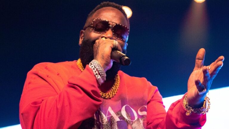 Rick Ross fait visiter un yacht Lamborghini de 6 millions de dollars : « C&rsquo;est une possibilité pour la collection »