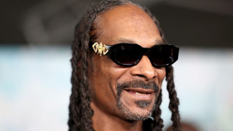 Snoop Dogg augmente l&rsquo;offre de propriété de la LNH en taquinant Death Row et la collaboration des Sénateurs d&rsquo;Ottawa