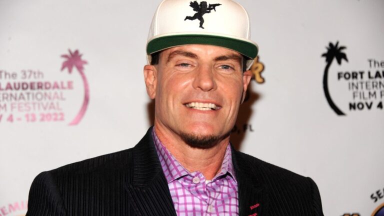 Vanilla Ice poursuivie en justice par son ex pour test ADN et demandes de pension alimentaire pour enfants
