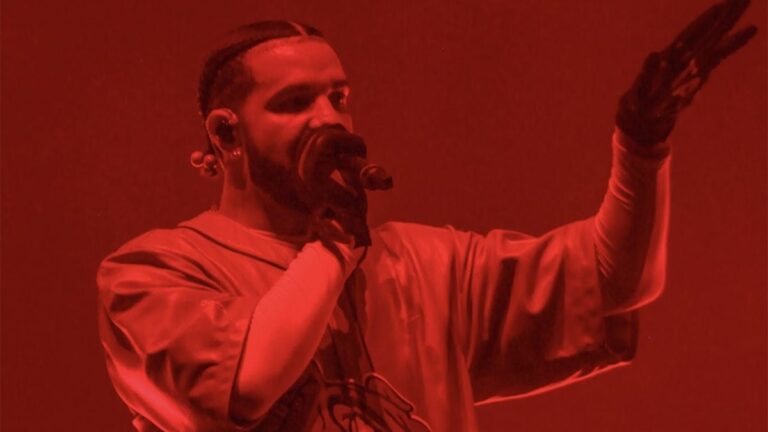 Drake partage le souvenir de la « pression des pairs » chez les adolescentes alors qu&rsquo;il réfléchit à sa plus grande peur