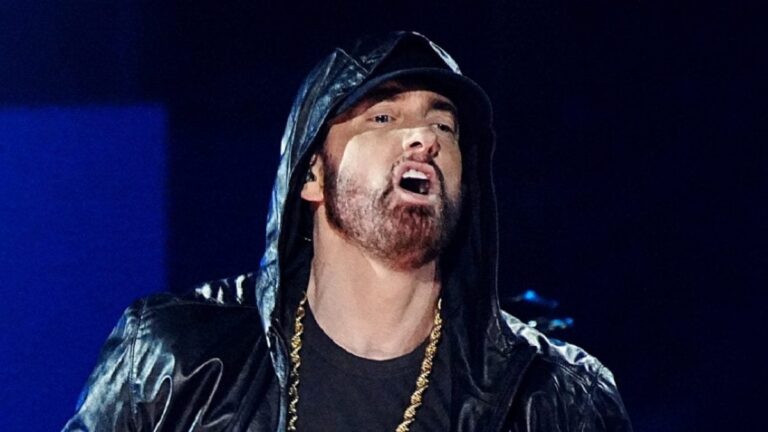 Eminem dit que ses origines de rappeur de combat étaient la « plus grande chose » qui lui soit arrivée