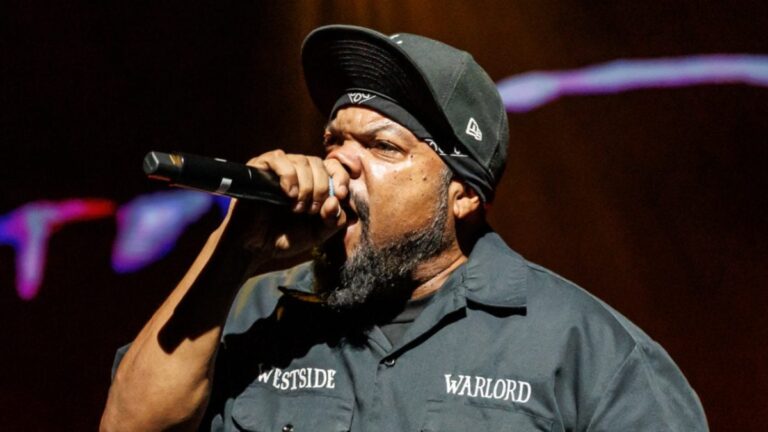 Ice Cube riposte aux critiques de « Sellout » après la réunion de Robert F. Kennedy Jr.