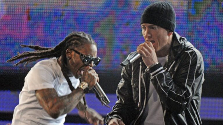 Lil Wayne avait  » peur  » lorsqu&rsquo;il a travaillé pour la première fois avec Eminem :  » C&rsquo;est un monstre « 