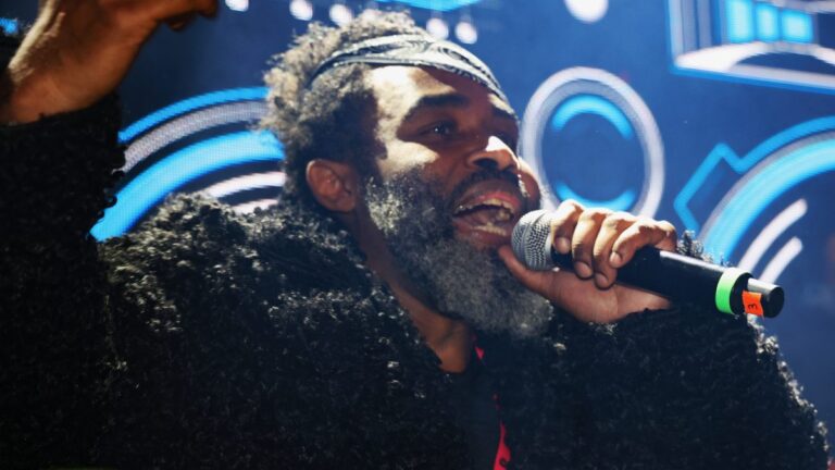 Pharoahe Monch publie « un avertissement » dans un teaser futuriste pour la suite « Affaires internes »