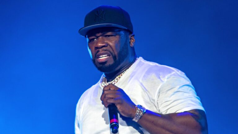 50 Cent aurait laissé le visage d&rsquo;une femme ensanglanté et meurtri après un lancer de micro en colère