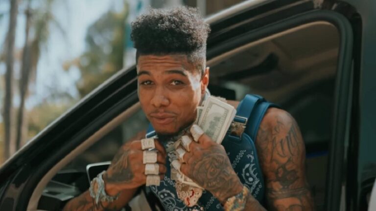Blueface lève les sourcils après avoir montré le BBL de Jaidyn Alexis de sa petite amie