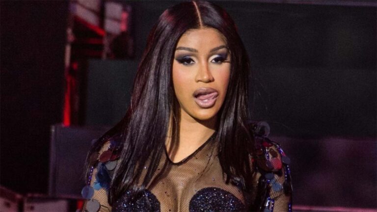 Cardi B a fait l&rsquo;objet d&rsquo;une enquête sur la batterie après avoir lancé un micro sur un ventilateur
