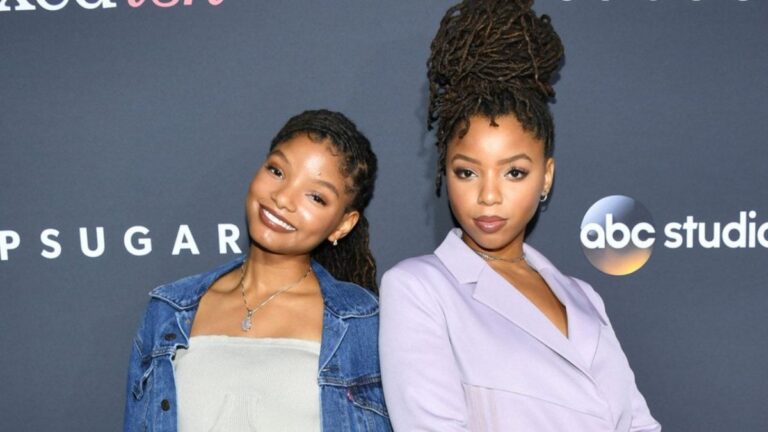 Chlöe Bailey s&rsquo;énerve à cause des rumeurs de grossesse de Halle Bailey
