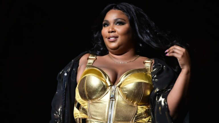 Les problèmes de Lizzo se poursuivent alors que de plus en plus d&rsquo;anciens membres du personnel font des allégations d&rsquo;environnement de travail hostile