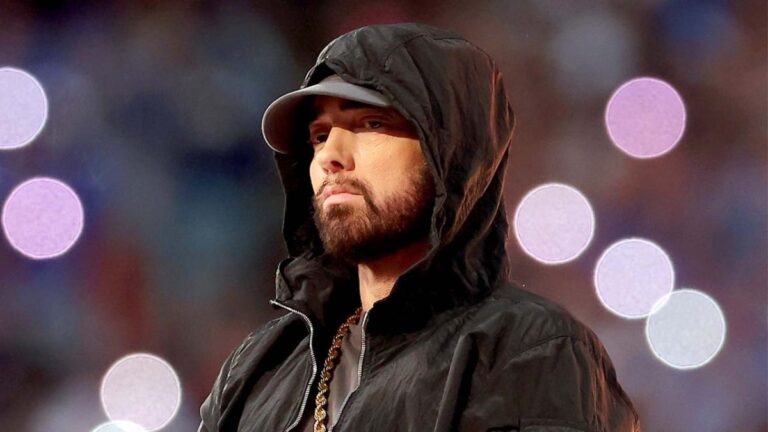 Eminem continue d&rsquo;écrire l&rsquo;histoire en devenant le 10ème artiste le plus vendu de tous les temps