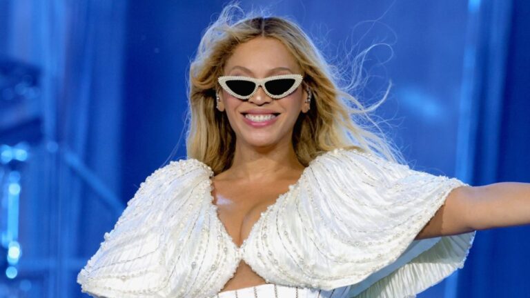 Beyoncé créditée d&rsquo;avoir provoqué le travail d&rsquo;une fan enceinte au Renaissance Show