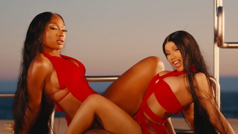 Megan Thee Stallion taquine un projet commun et une tournée avec Cardi B