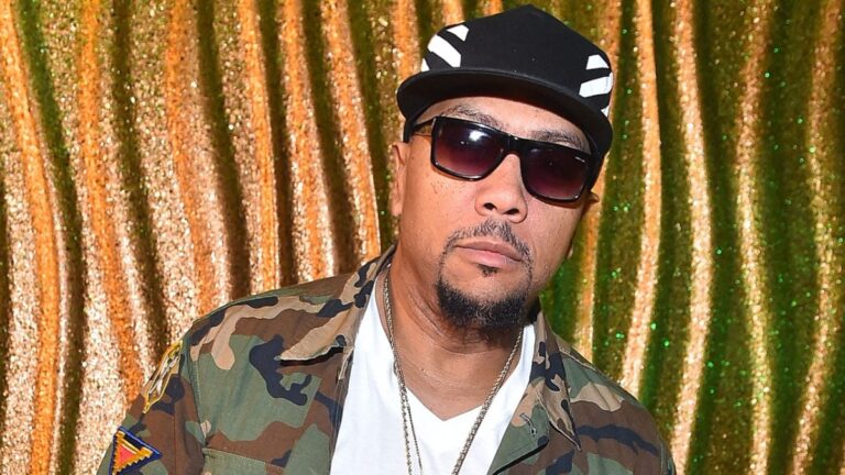 Timbaland documente son parcours de greffe de cheveux : « Ne soyez pas jaloux ! »