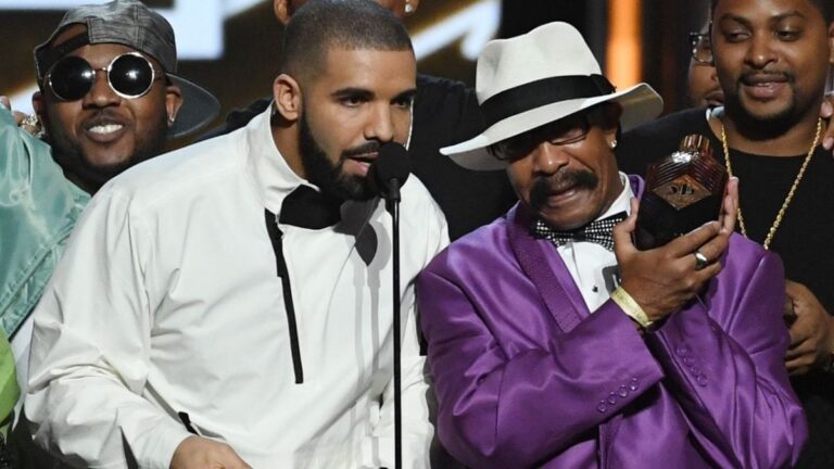 Le père de Drake soutient le silence du rappeur sur le conflit Israël/Hamas