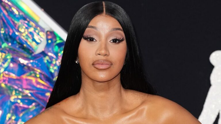 Cardi B pardonne apparemment à Tasha K après un message de remords d&rsquo;un blogueur