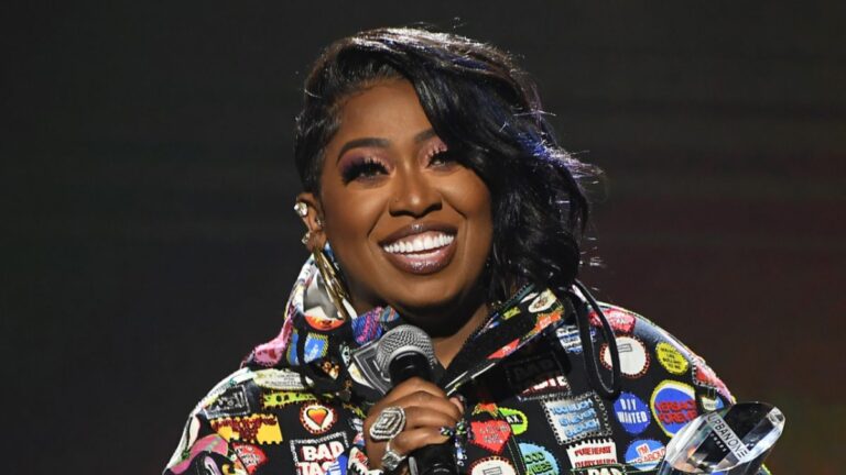 Missy Elliott fait un don de 50 000 $ aux familles de Virginie menacées d&rsquo;expulsion